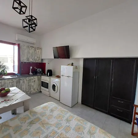 公寓 Lotus Naxos City